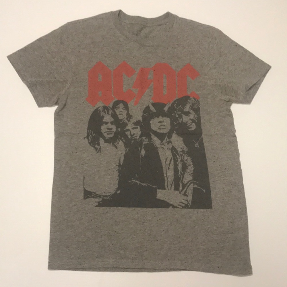 AC⚡️DC Short Sleeve Graphic T-Shirt Size Small